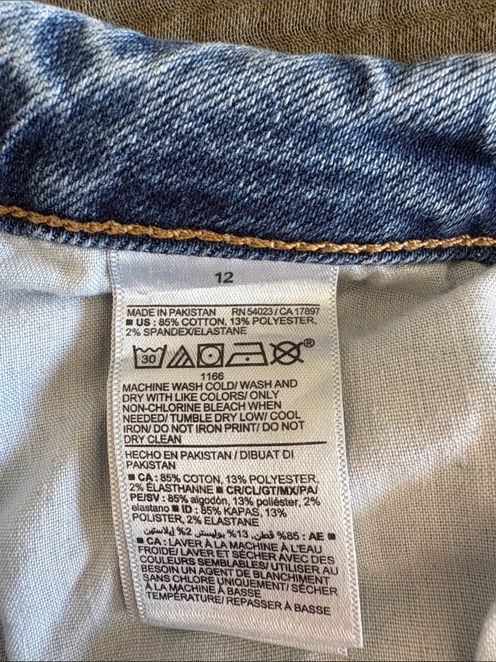Old Navy O.G Straight Denim Jeans - Picture 6 of 6